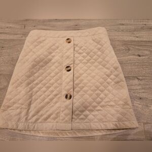 NWOT Girls Preppy Beige Faux Button Down Quilted Skirt Size 5/6 (120)